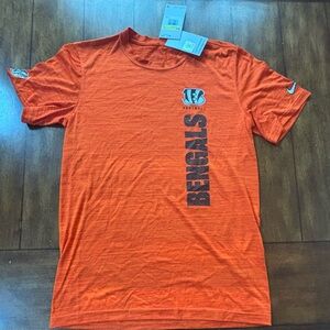 Cincinnati Bengals Nike Sideline Velocity Performance Dri-FIT Shirt Adult Small